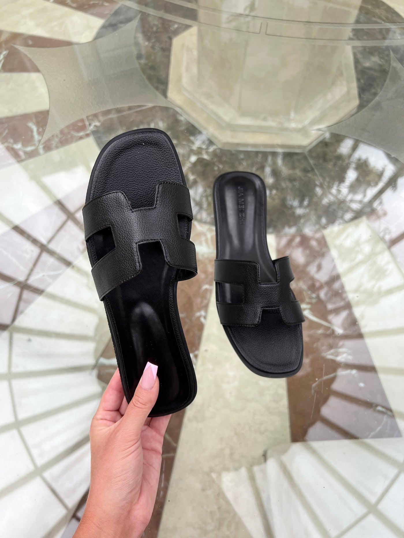 The ‘H’ Sandal Black