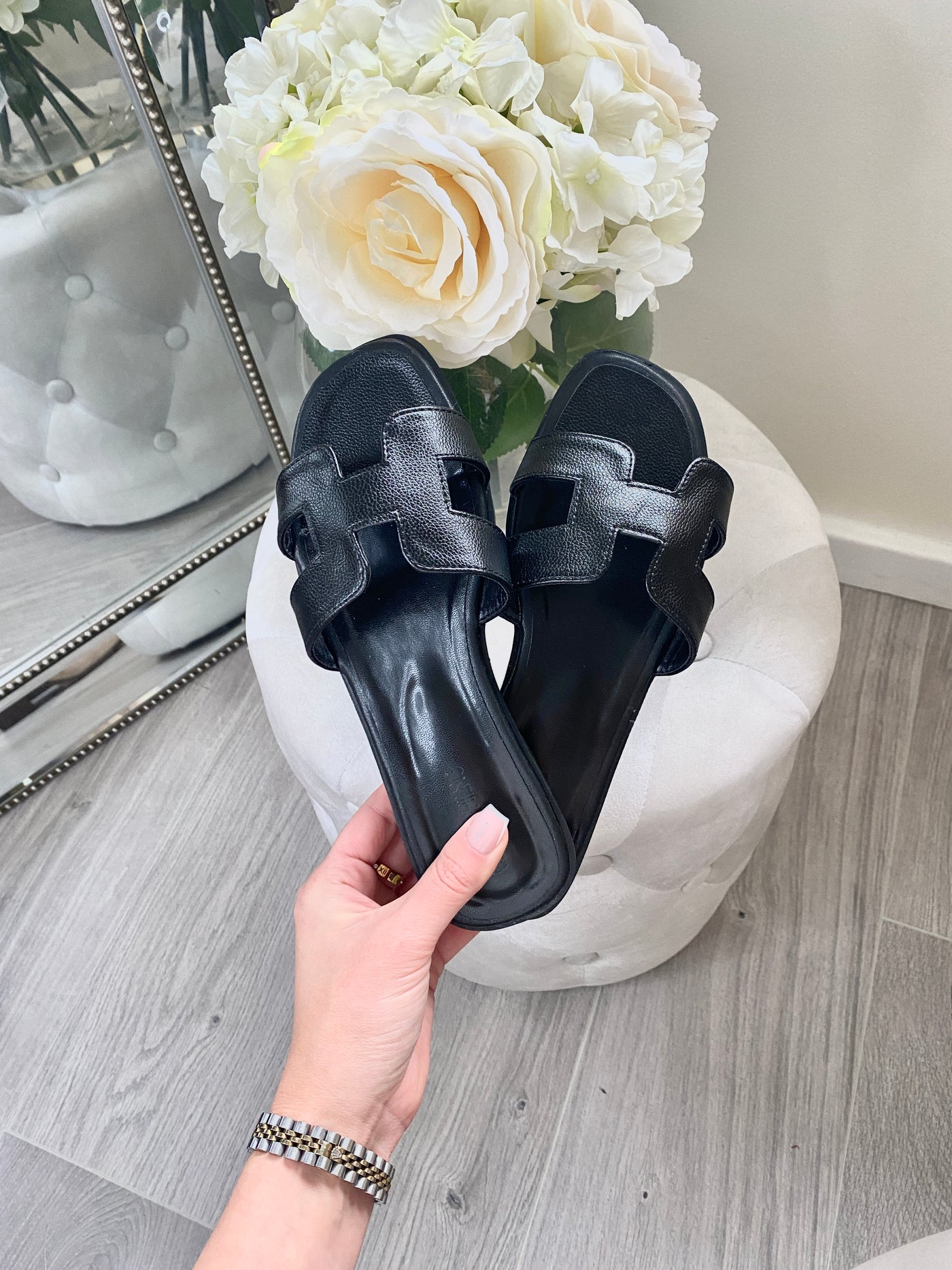 The ‘H’ Sandal Black